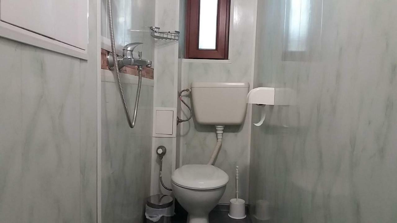 Нощувки Ботеви ชูเมน ภายนอก รูปภาพ