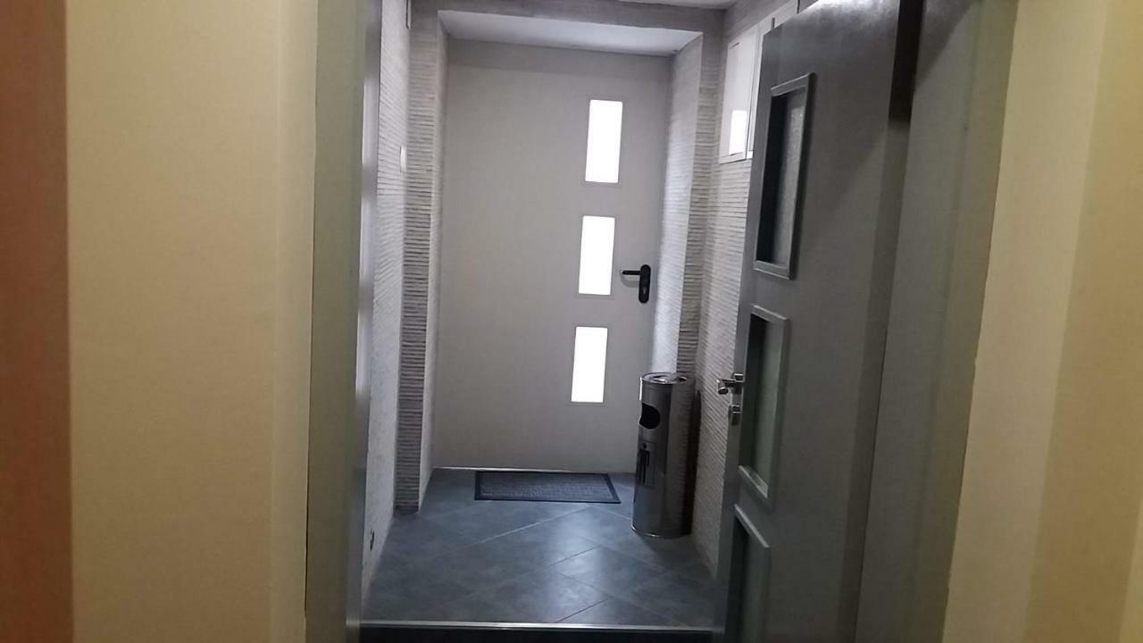Нощувки Ботеви ชูเมน ภายนอก รูปภาพ