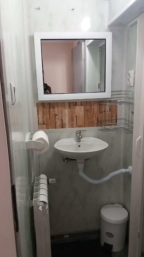Нощувки Ботеви ชูเมน ภายนอก รูปภาพ